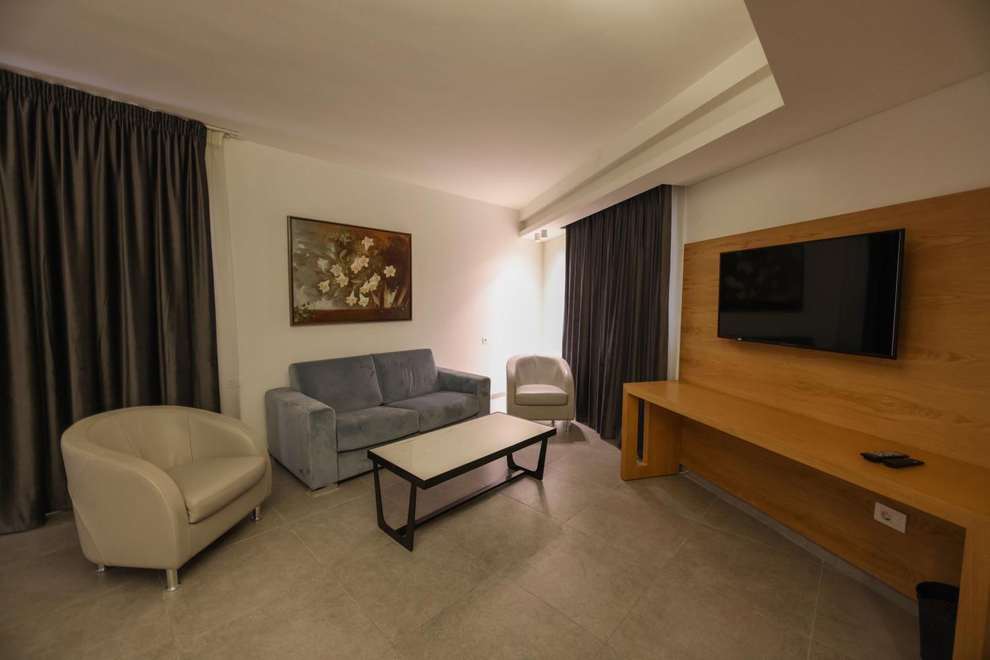 Majestic Byblos Grand Hotel Ngoại thất bức ảnh